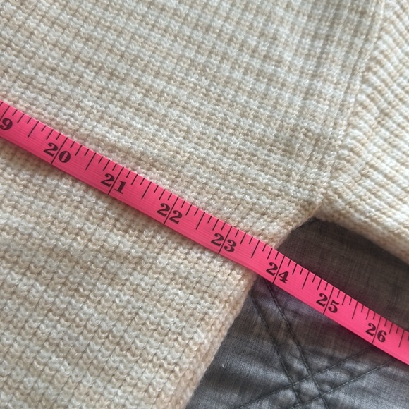 Oversized striped Beige Sweater - Picture 5 of 8